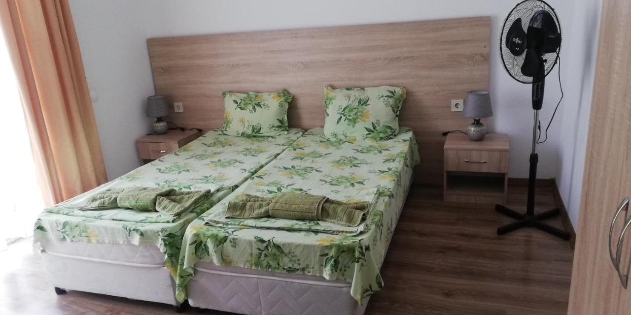 Guest House ARES Sozopol Extérieur photo